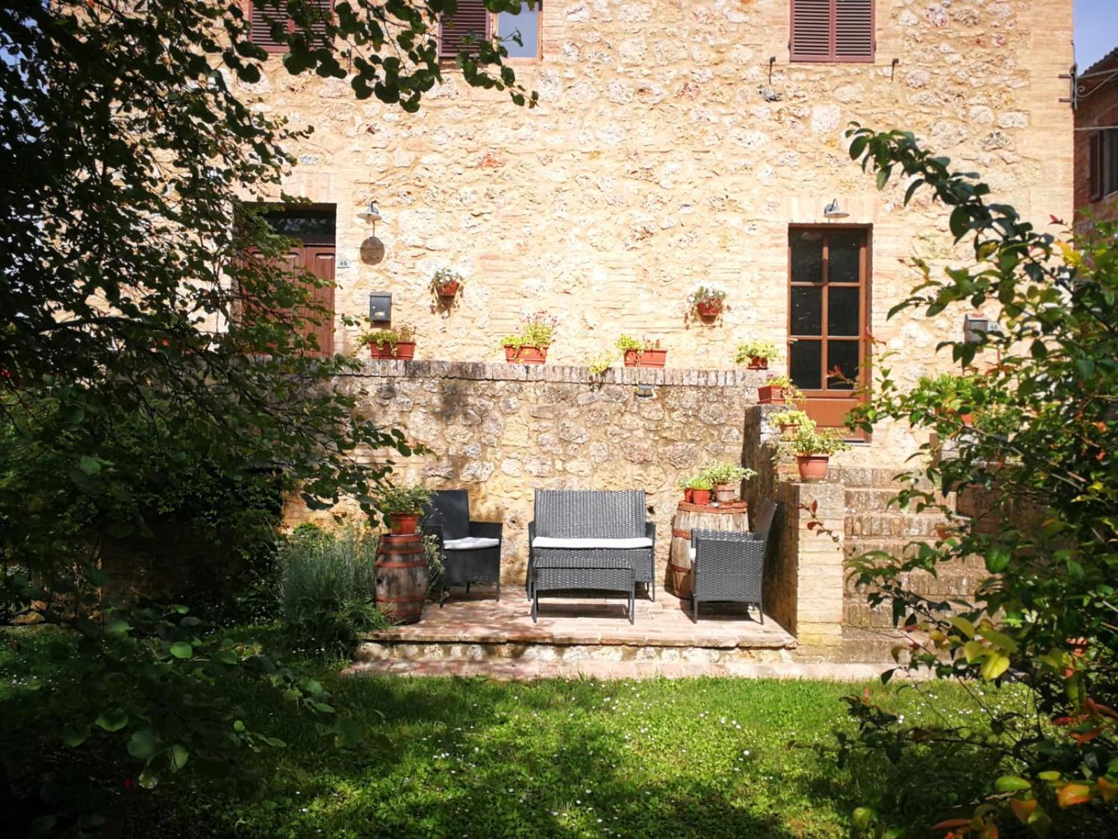 Claudia Vacanza Toscana - Appartamento Nocciolo- 10 Min Da Siena Malignano Exterior foto